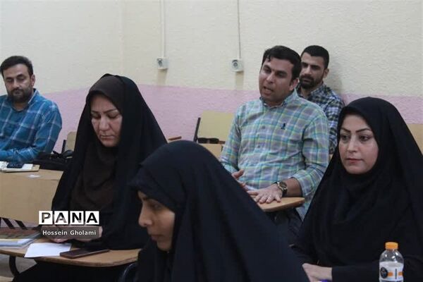 کمیسیون‌های تخصصی کنگره دومین مجمع معلمان انقلاب اسلامی استان بوشهر ( 2 )