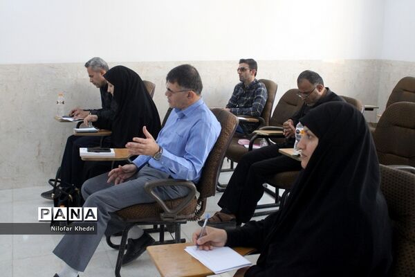 کمیسیون‌های تخصصی کنگره دومین مجمع معلمان انقلاب اسلامی استان بوشهر ( 2 )