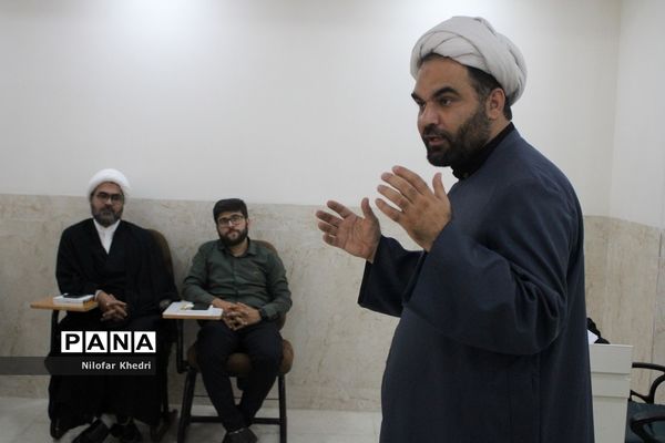 کمیسیون‌های تخصصی کنگره دومین مجمع معلمان انقلاب اسلامی استان بوشهر ( 2 )