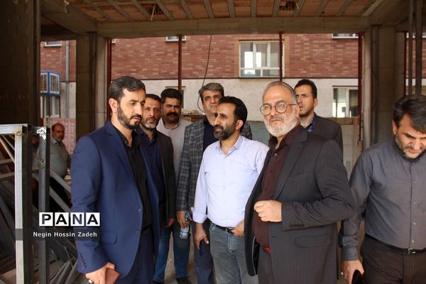 بازدید مدیرکل نوسازی مدارس استان تهران از واحدهای آموزشی اسلامشهر