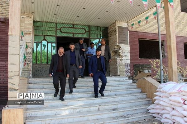 بازدید مدیرکل نوسازی مدارس استان تهران از واحدهای آموزشی اسلامشهر