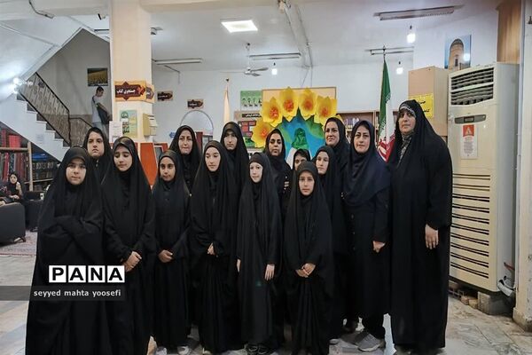 نهضت کتابخوانی مهدوی در کتابخانه آزادگان ساری
