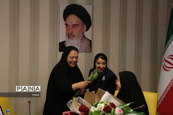 آیین تجلیل از دانش‌آموز خبرنگاران خبرگزاری پانا آذربایجان شرقی