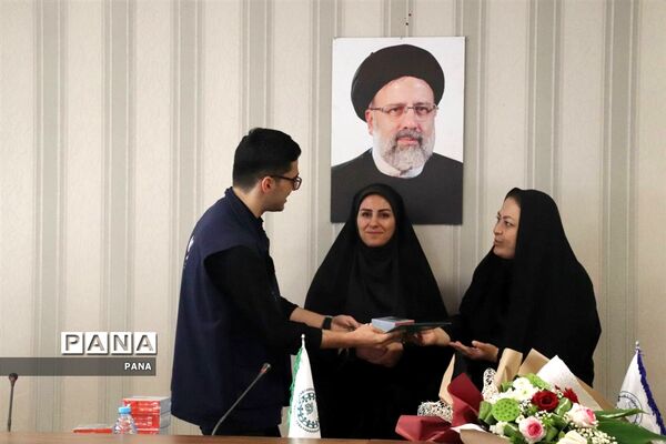 آیین تجلیل از دانش‌آموز خبرنگاران خبرگزاری پانا آذربایجان شرقی