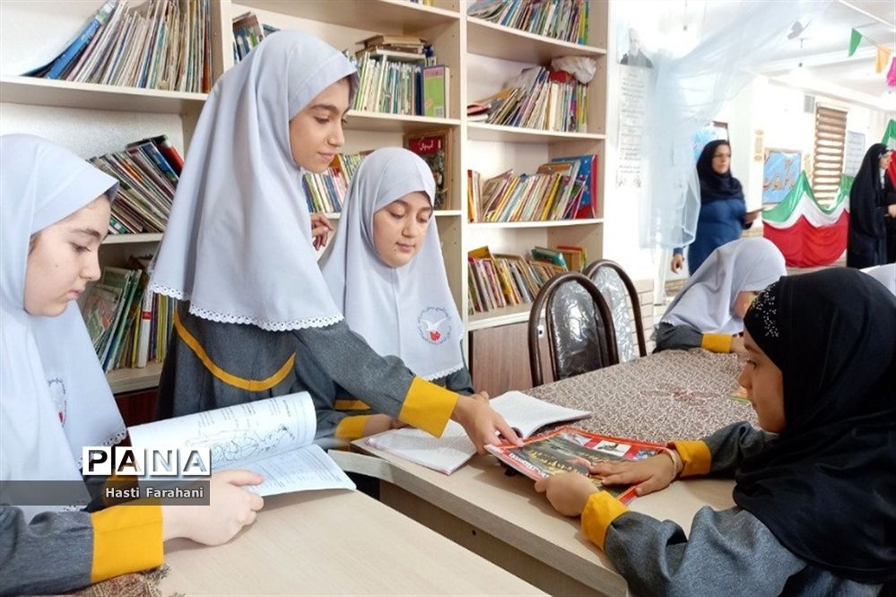 برگزاری کلاس‌های آموزشی تابستانه در مدرسه ریحانه‌النبی شهرستان‌قرچک