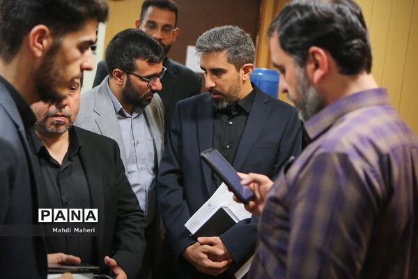 بازدید دبیر شورای اطلاع‌رسانی دولت از فرآیند ارزیابی تکمیلی پذیرفته‌شدگان آزمون استخدامی آموزگاری