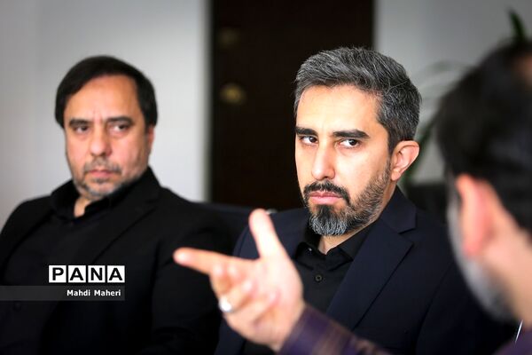 بازدید دبیر شورای اطلاع‌رسانی دولت از فرآیند ارزیابی تکمیلی پذیرفته‌شدگان آزمون استخدامی آموزگاری