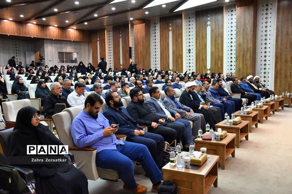 چهل و یکمین دوره مسابقات قرآن، عترت و نماز دانش‌آموزان برگزیده سراسر کشور