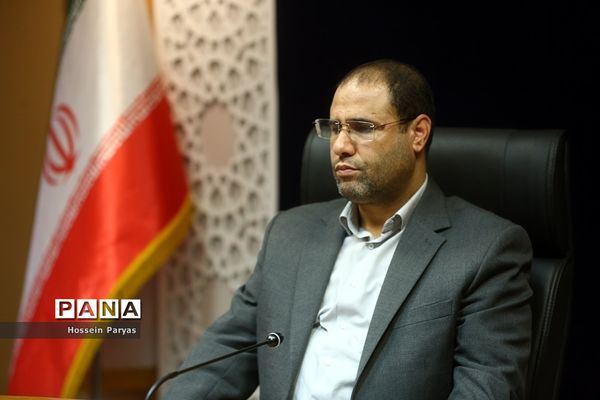 دیدار وزیر آموزش و پرورش با کمیته اجرایی المپیاد فیزیک 2024