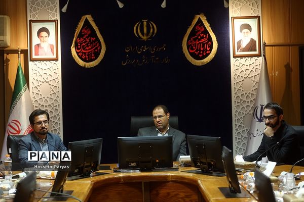 دیدار وزیر آموزش و پرورش با کمیته اجرایی المپیاد فیزیک 2024