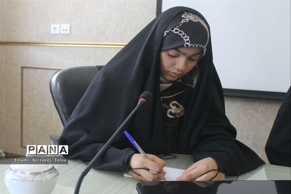 جلسه اول کارگاه مقدماتی تولید محتوا