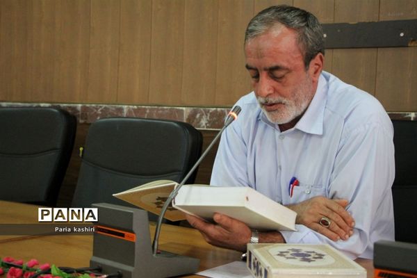 برگزاری جلسه توجیهی با حضور دانشجویان فارغ التحصیل دانشجو فرهنگیان