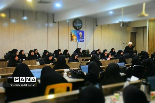 دومین جلسه پایانی دوره کارگاه دانش‌افزایی و ضمن خدمت