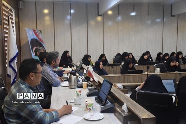 دومین جلسه پایانی دوره کارگاه دانش‌افزایی و ضمن خدمت