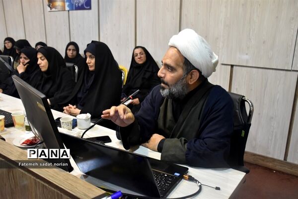 دومین جلسه پایانی دوره کارگاه دانش‌افزایی و ضمن خدمت