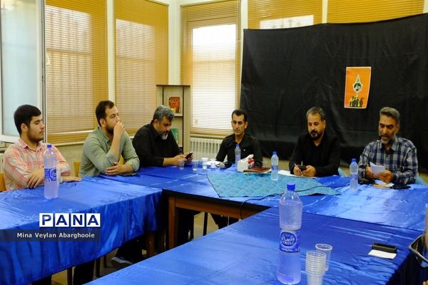 برگزاری مراسم خاطرات رزمندگان و نغمه‌های عاشورایی در شهرستان پیشوا