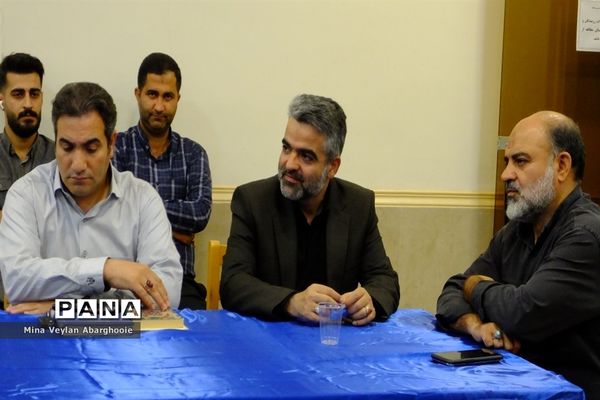 برگزاری مراسم خاطرات رزمندگان و نغمه‌های عاشورایی در شهرستان پیشوا