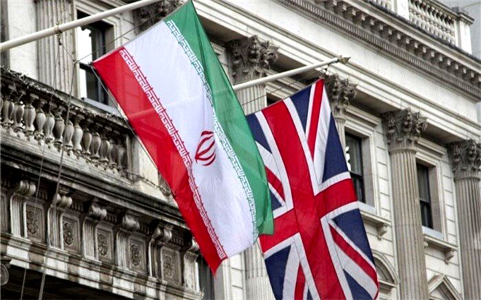 حیاتی‌ترین عذرخواهی رسمی باید از مردم ایران انجام شود