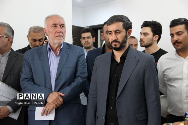 بازدید استاندار تهران از پروژه‌های نهضت ملی و اقدام ملی مسکن اسلامشهر