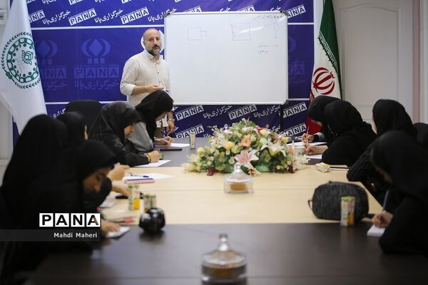 برگزاری دوره آموزشی عکاسی برای دانش‌آموز خبرنگاران پانا