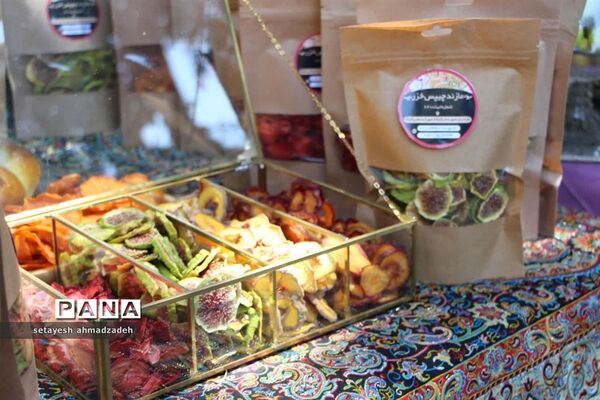 نمایشگاه انجیر، محصولات باغی و صنایع دستی در گلوگاه