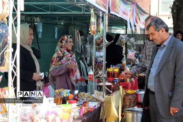 نمایشگاه انجیر، محصولات باغی و صنایع دستی در گلوگاه