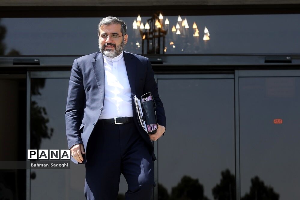 آیین‌نامه‌های مطبوعات به نفع جریان رسانه‌ای کشور در حال تغییر است