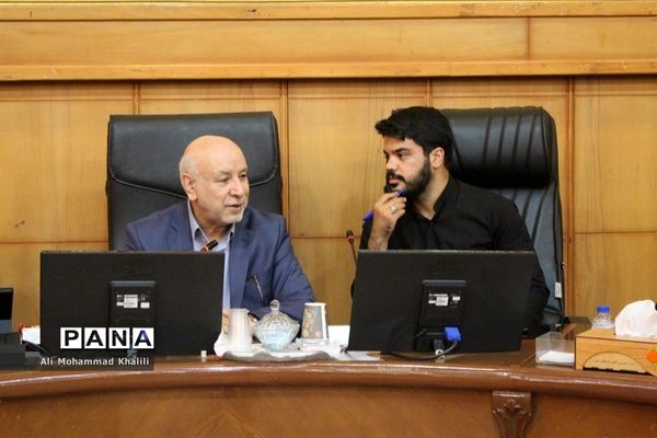 برگزاری نشست تخصصی مشاوران مردمی‌سازی، فرهنگیان جوان استان فارس