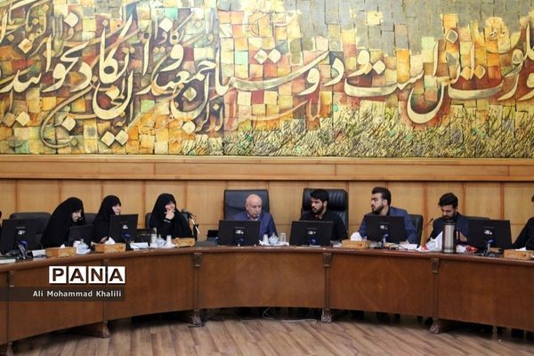 برگزاری نشست تخصصی مشاوران مردمی‌سازی، فرهنگیان جوان استان فارس