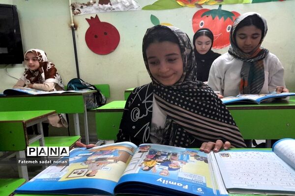 بازدید کارشناسان منطقه تبادکان از پایگاه‌های اوقات فراغت