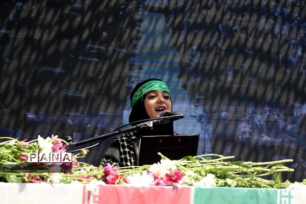 تشییع و تدفین  شهید گمنام دانش‌آموز در اداره کل آموزش و پرورش شهرستان‌های استان‌تهران