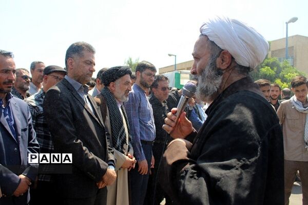 تشییع و تدفین  شهید گمنام دانش‌آموز در اداره کل آموزش و پرورش شهرستان‌های استان‌تهران