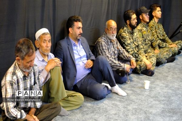 برگزاری هفتمین شب خاطره به یاد شهدای مدافع حرم در شهرستان پیشوا