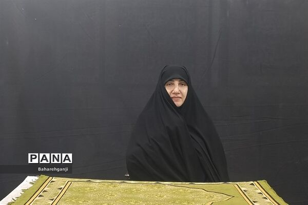 دوشنبه های مسجد محوری در مسجد فاطمه الزهرا شیراز با حضور دانش‌آموزان