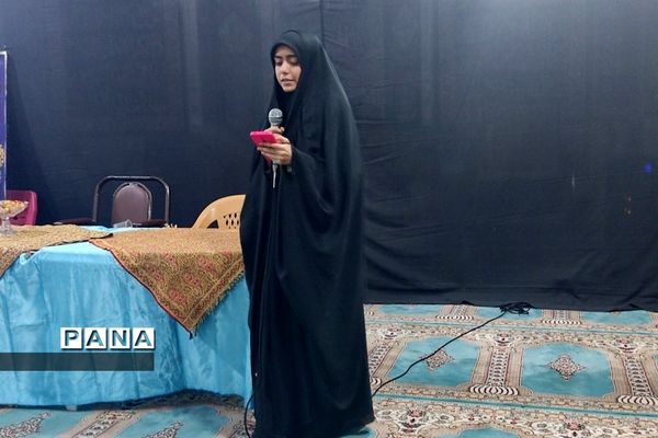 دوشنبه های مسجد محوری در مسجد فاطمه الزهرا شیراز با حضور دانش‌آموزان