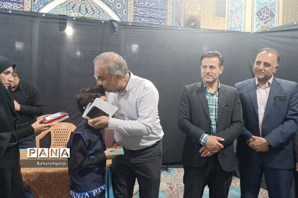 دوشنبه های مسجد محوری در مسجد فاطمه الزهرا شیراز با حضور دانش‌آموزان