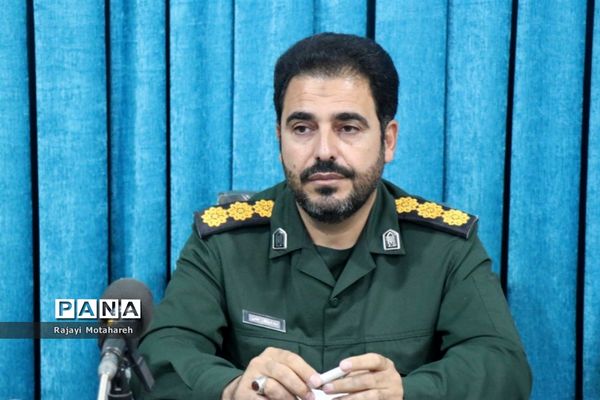 نشست اختصاصی خبرنگاران پانا با فرمانده ناحیه مقاومت بسیج اردکان