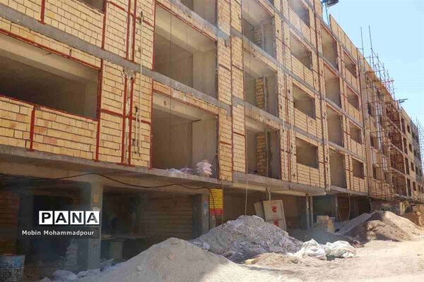 بازدید از پروژه‌ نهضت ملی مسکن شهرستان میانه