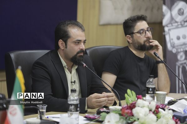 نشست خبری سرزمین هنری رسانه‌ای سورنا