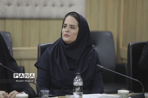 نشست خبری سرزمین هنری رسانه‌ای سورنا