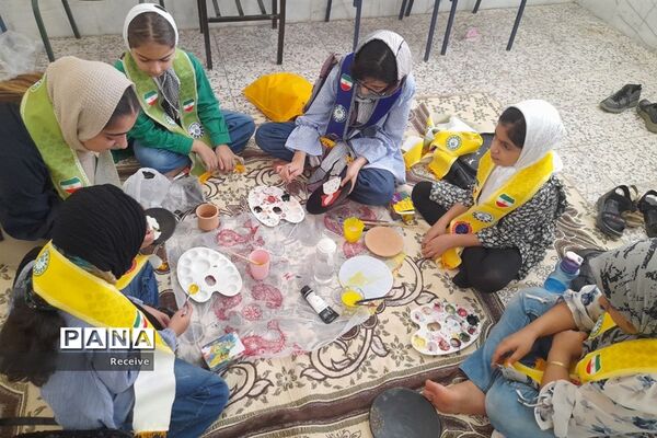 فعالیت دانش‌آموزان در پایگاه‌های تابستانه سازمان دانش‌آموزی فارس