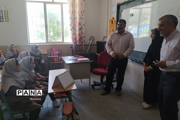 فعالیت دانش‌آموزان در پایگاه‌های تابستانه سازمان دانش‌آموزی فارس