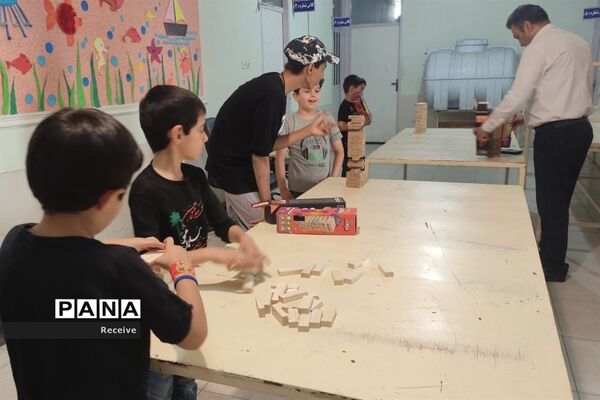 فعالیت دانش‌آموزان در پایگاه‌های تابستانه سازمان دانش‌آموزی فارس