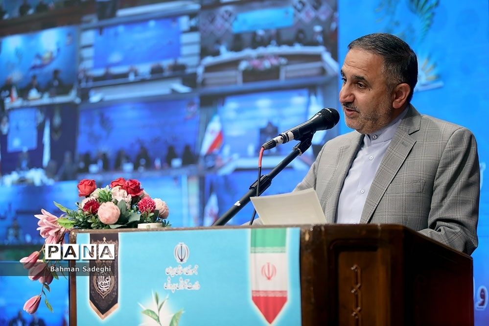 اجلاس مدیران آموزش و پرورش میراث ماندگار شهیدان رجایی و باهنر است