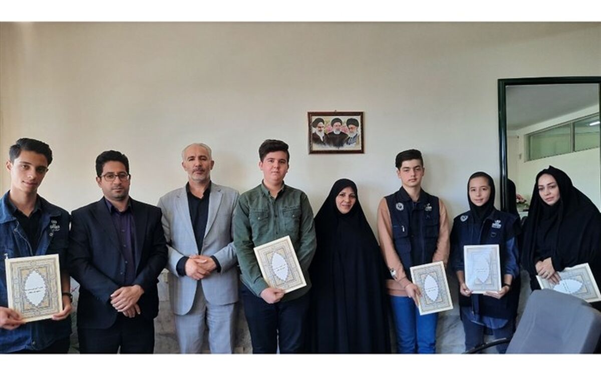 پانا پل ارتباطی دانش‌آموز و جامعه است