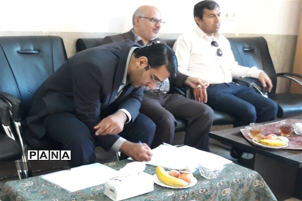 بازدید ارزیابان وزارتی از کانون‌های فرهنگی تربیتی ناحیه یک شیراز