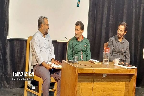 نشست صمیمانه انجمن ادبی سرو پیشوا