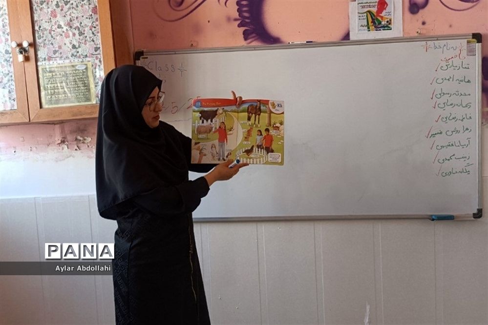 فعالیت کادر مدرسه نورقلم برای اوقات فراغت دانش‌آموزان شهرستان قرچک