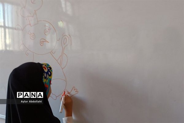 فعالیت کادر مدرسه نورقلم برای اوقات فراغت دانش‌آموزان شهرستان قرچک