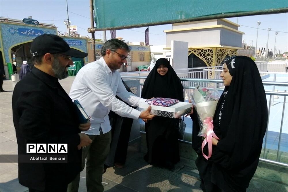 آیین استقبال از دانش‌آموز قمی شرکت کننده در المپیاد اندونزی